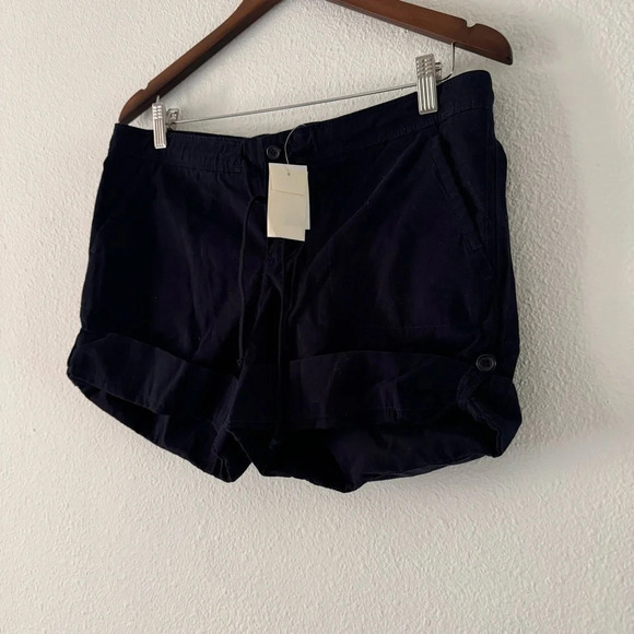 J. Crew New Navy Chino Shorts City Fit Classic Cuffed Summer Size 6 - Picture 2 of 9